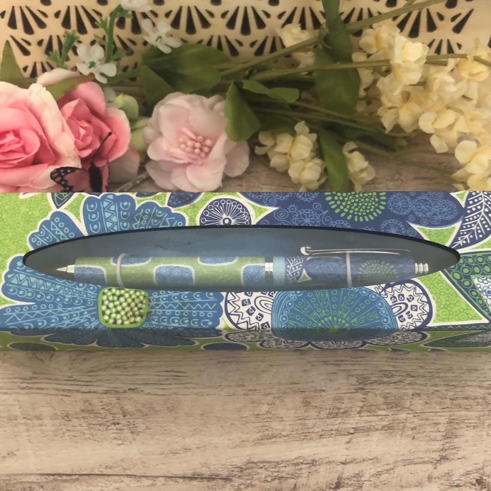 Vera Bradley Doodle Daisy Ballpoint Pen HTF